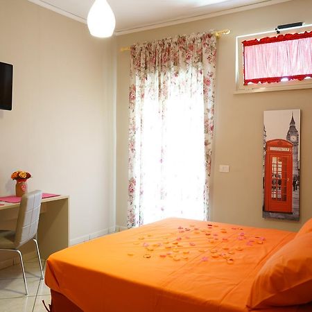 Welcome Inn Napoli Buitenkant foto